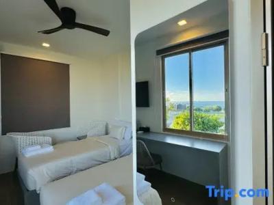 Avyanna Gulhi Beach - 54