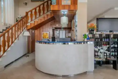 Mia Restaurant - 1