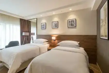 Sheraton - 68