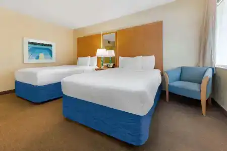 La Quinta Inn by Wyndham Ft. Lauderdale Northeast - 28