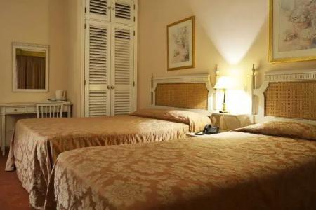 Ibis Styles Lisboa Centro Marquês de Pombal - 39