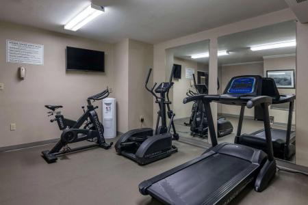 Sleep Inn Airport - 13