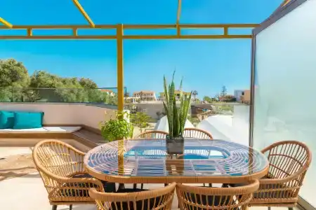 Aphrodite Studios & Suites - 36
