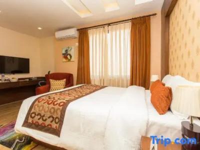 Yatri Suites and Spa - 76