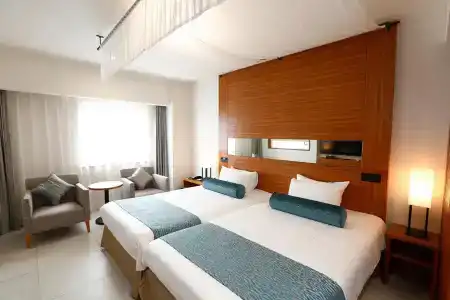 JAL City Naha - 6