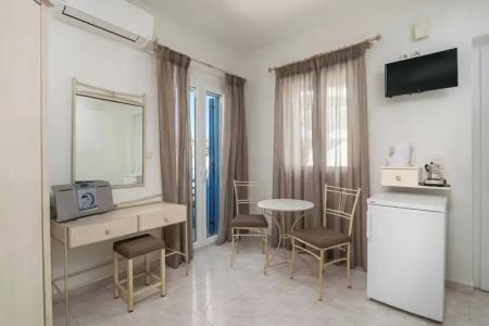 Livanios Studios - 104