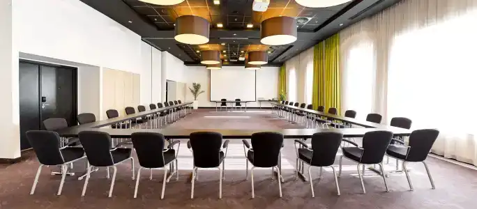 Park Inn by Radisson Leuven - 6