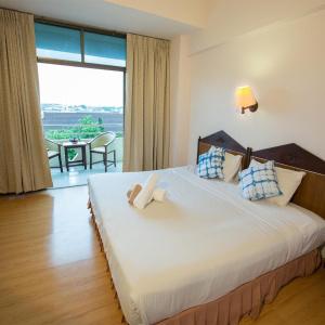 Phrae Nakara - 33