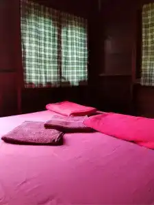 Phanom Bencha Mountain Resort - 28