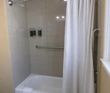 Carmel Wayfarer Inn - 25