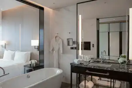 Niccolo Chongqing - 32