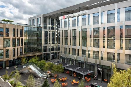 Hilton Garden Inn Vilnius City Centre - 1