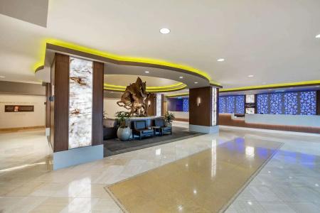 Polo Towers by Raintree - 33