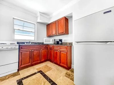 Hollywood Beachs - 145