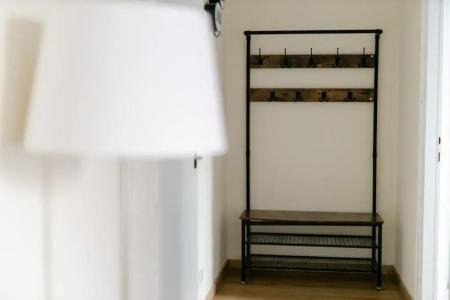 Tomato Backpackers - 101