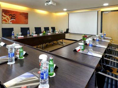 ibis Seef - 17