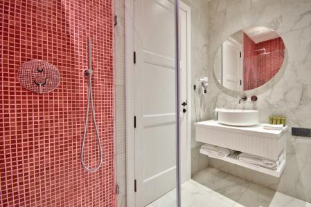 Holm Boutique & Spa - Ik Collection - 8