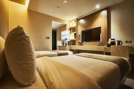 Royal Emporium Incheon Airport - 63