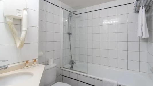 Ours Blanc - Centre - 24