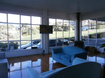 Waterfront Lodge - 6