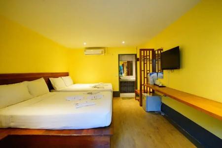 Apple Beachfront Resort - 36