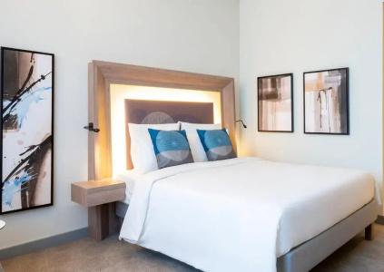 Novotel Bur Dubai - Healthcare City - 5