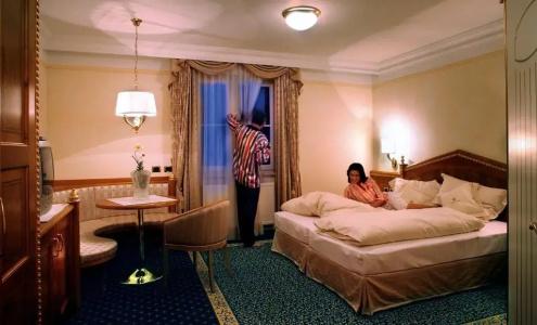 CityGoldener Adler B&B - 39