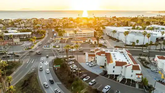 Comfort Inn & Suites Beach - 22