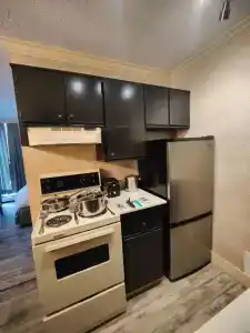 Divya Sutra Suites on Robson Downtown - 93
