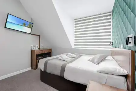 King Solomon- Golders Green - 4