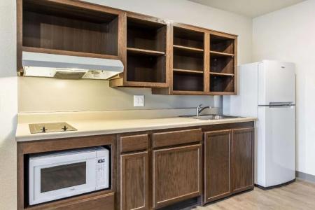 WoodSpring Suites Indianapolis Castleton - 43