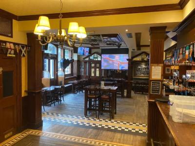 The Globe Inn - 2