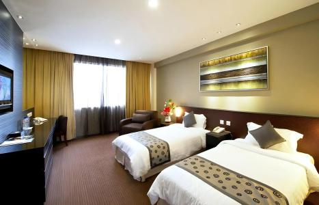 Royal (SG Clean, Staycation Approved) - 44