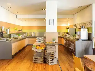 ibis Bochum Zentrum - 8