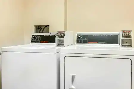 Clarion Inn & Suites Northwest - 28