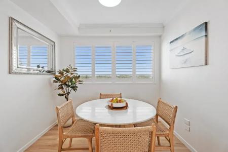 Crystal Bay On The Broadwater - 372