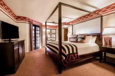 Inn & Spa at Loretto - 60
