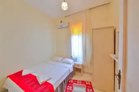 Ates Pension - 31