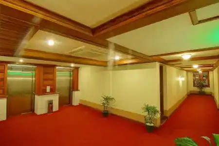 Shwe Ingyinn Mandalay - 13