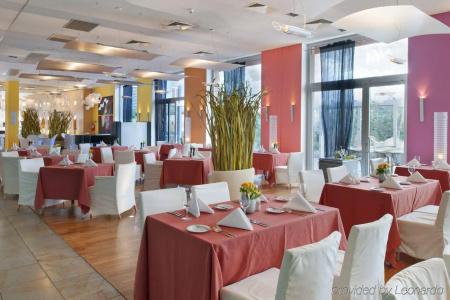 Holiday Inn Prague, An Ihg - 27