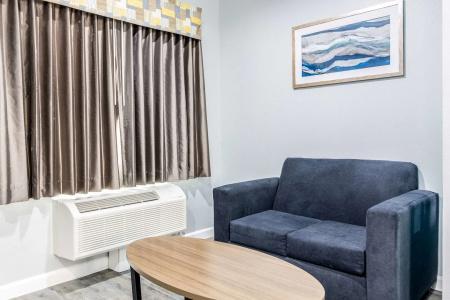 Americas Best Value Inn & Suites Kingwood Iah Airport - 9