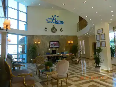 Liona & SPA - 1