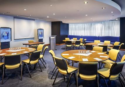Novotel North York - 12