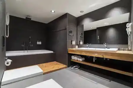 Holiday Inn Тбилиси - 53
