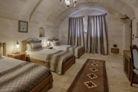 Hera Cave Suites - 27