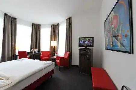 Best Western Kaiserhof - 61