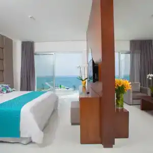King Evelthon Beach & Resort - 35