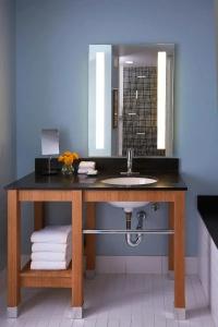 Kimpton Shorebreak Resort, an IHG - 32