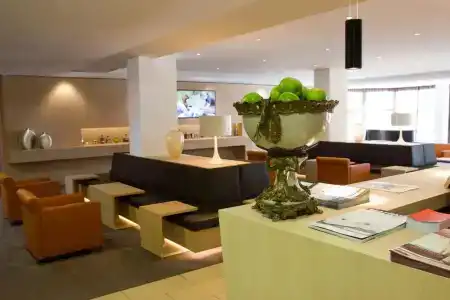 Bayerischer Hof - 35