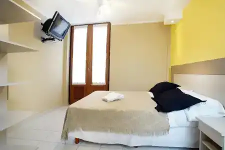 Parada - 24